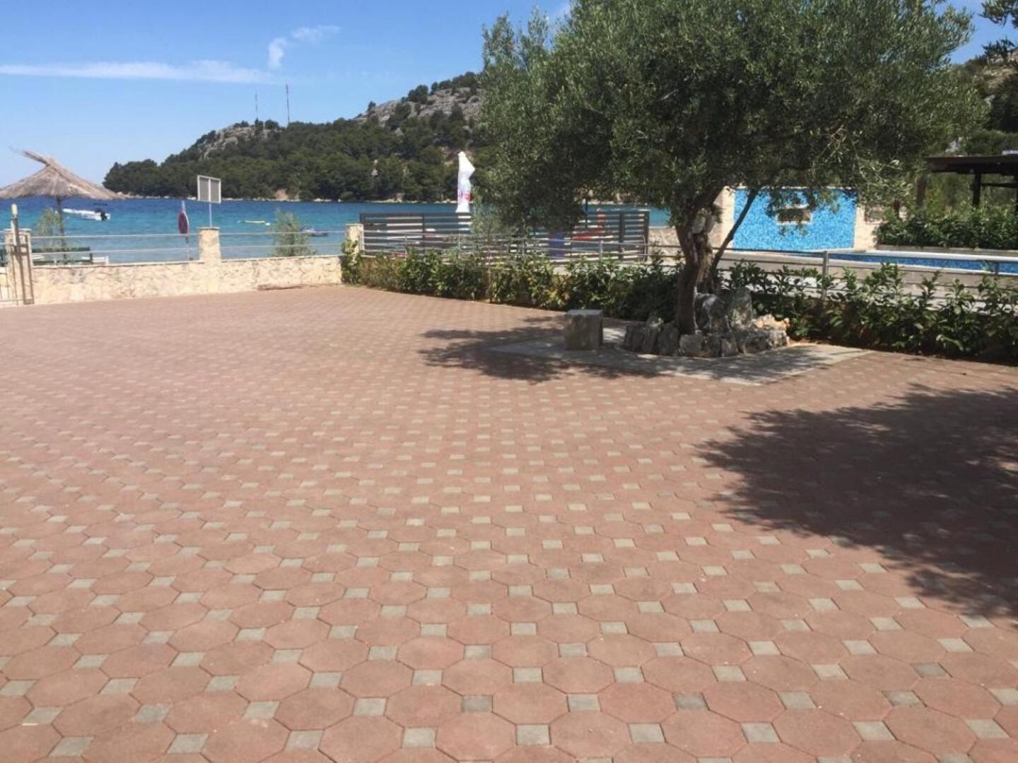 Bionda - Seafront Zaboric