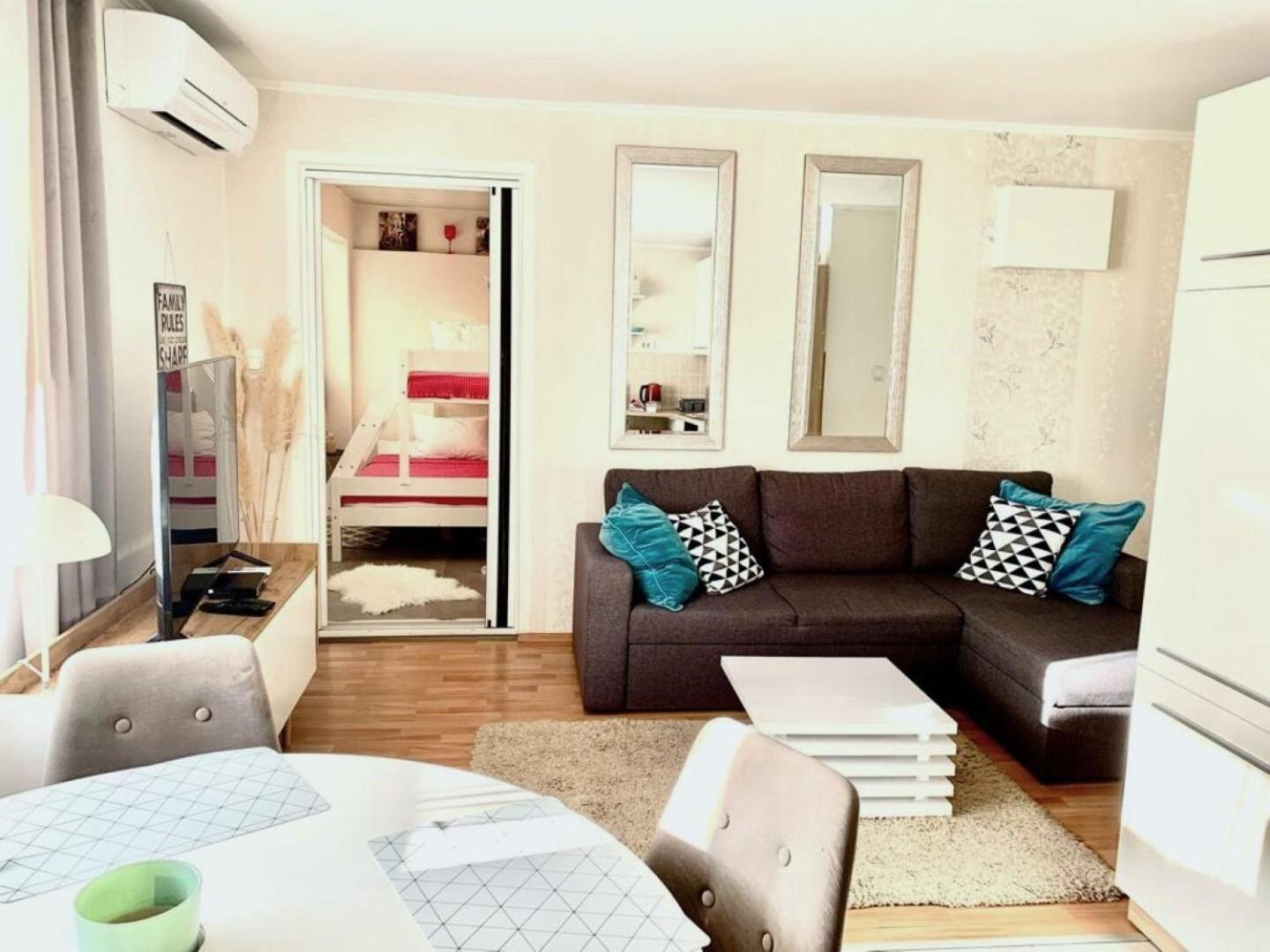Bionda - Seafront Apartment Zaboric
